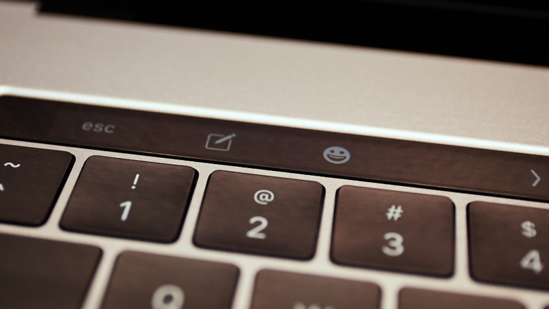 Easy emoji access is rad. You can also see here how the texture of the Touch Bar is identical to that of the keyboard.